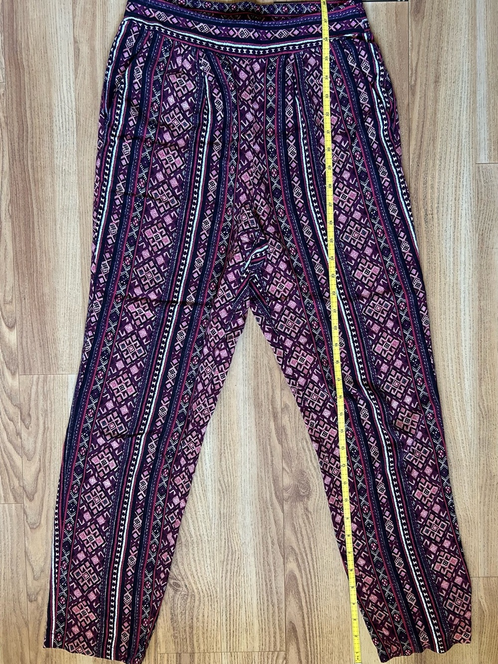 Forever 21 Purple and Black Geometric Print Pants